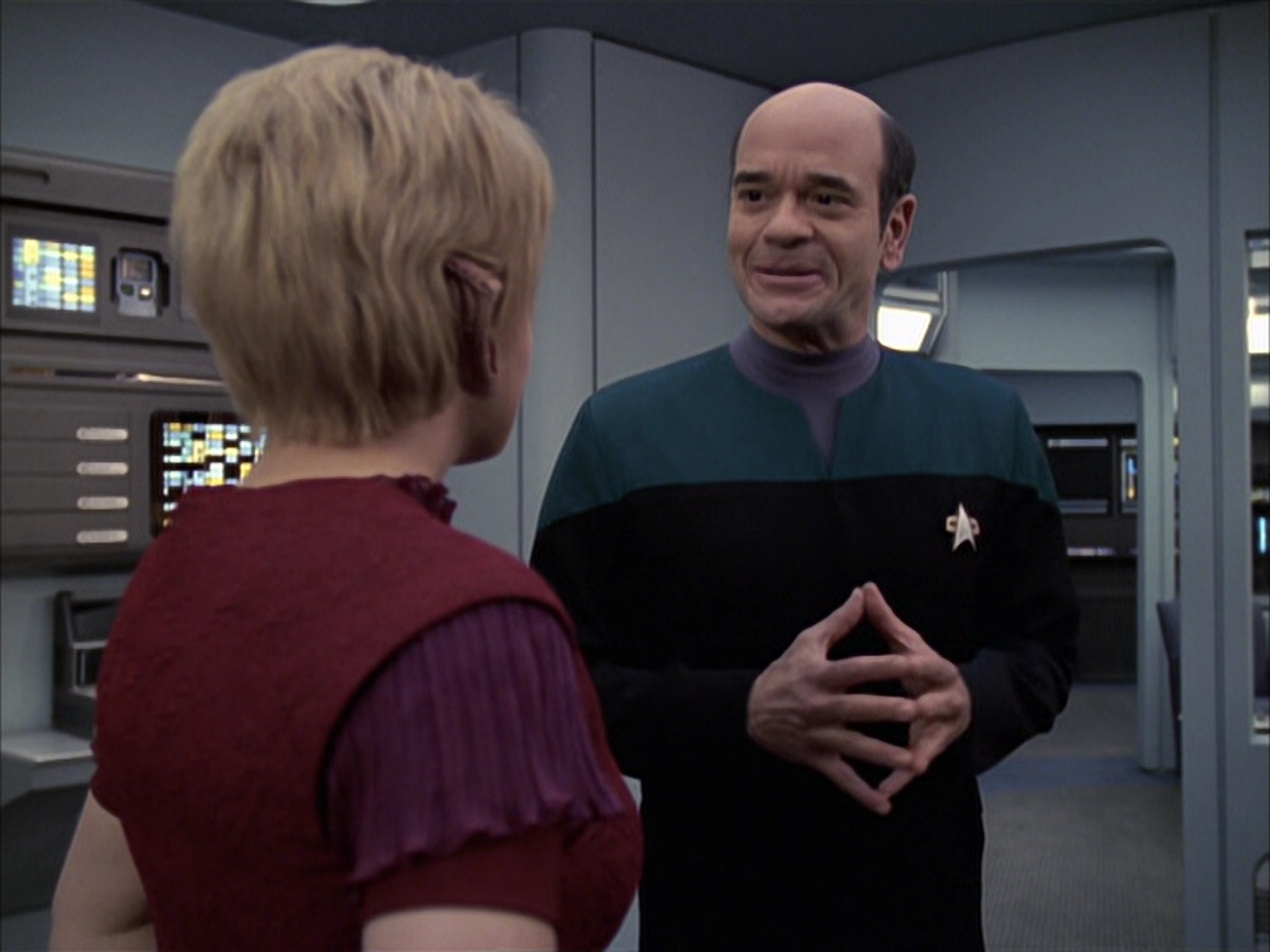 extant_StarTrek_VOY_6x23-Fury_00713.jpg