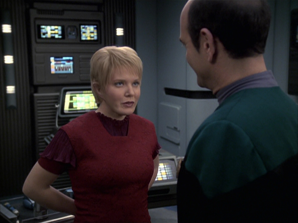 extant_StarTrek_VOY_6x23-Fury_00716.jpg