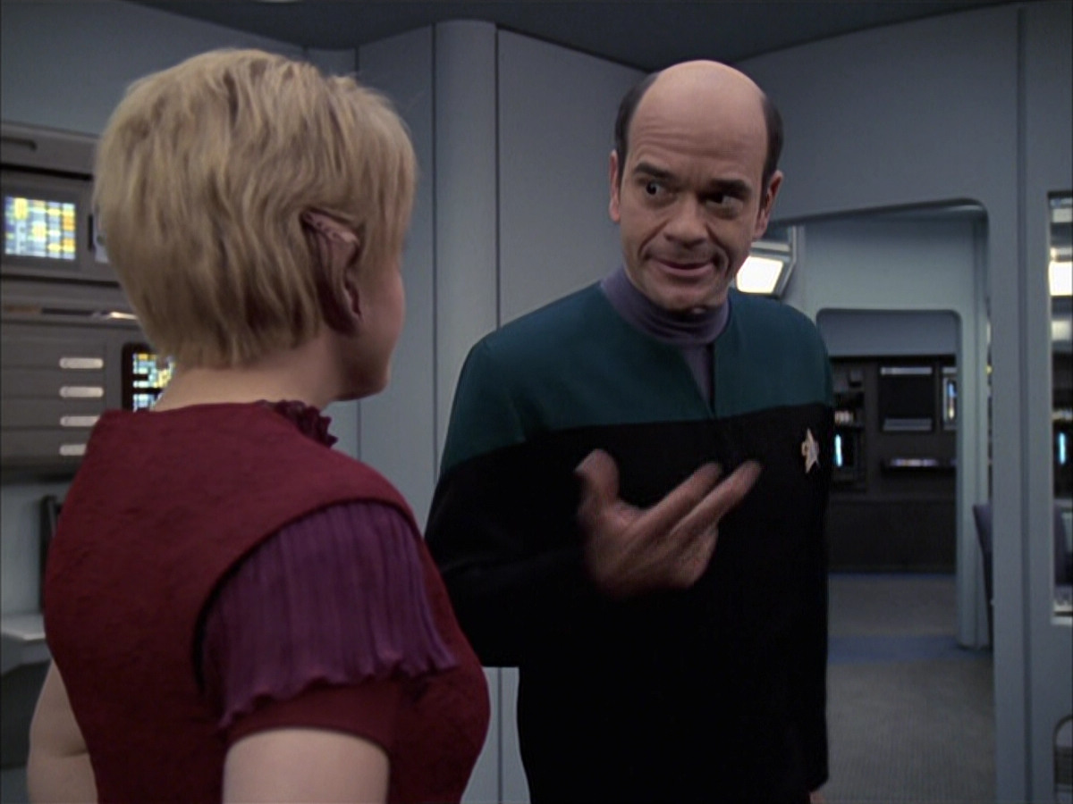 extant_StarTrek_VOY_6x23-Fury_00725.jpg