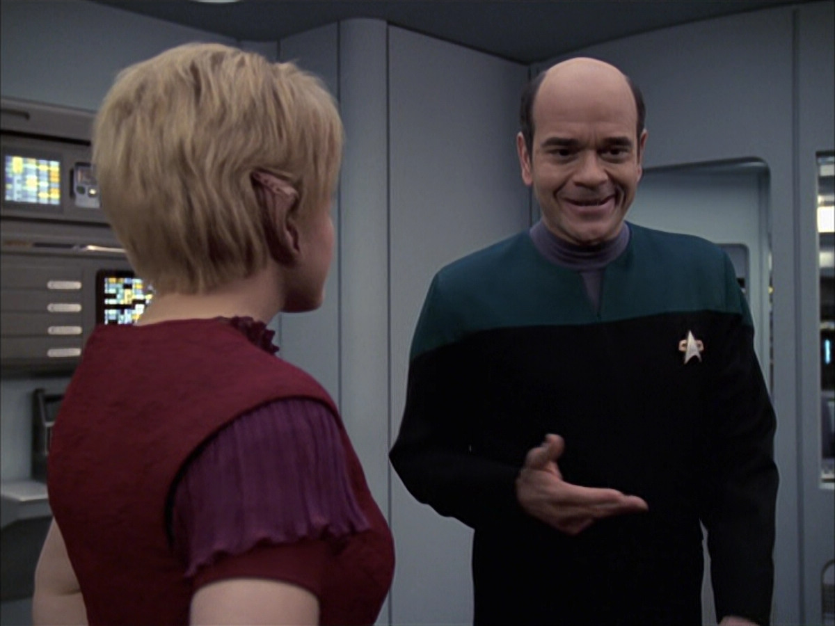 extant_StarTrek_VOY_6x23-Fury_00726.jpg