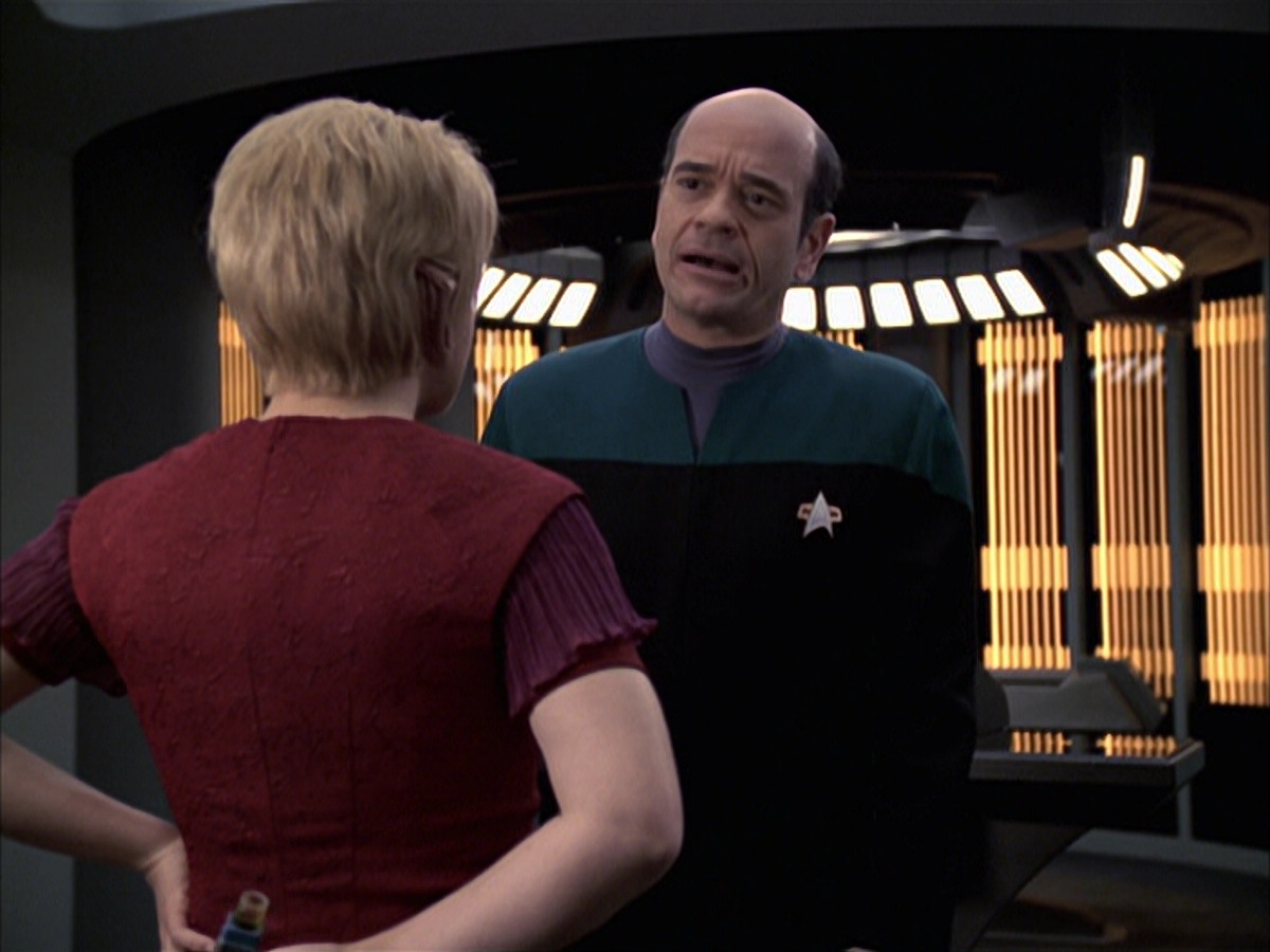 extant_StarTrek_VOY_6x23-Fury_00747.jpg