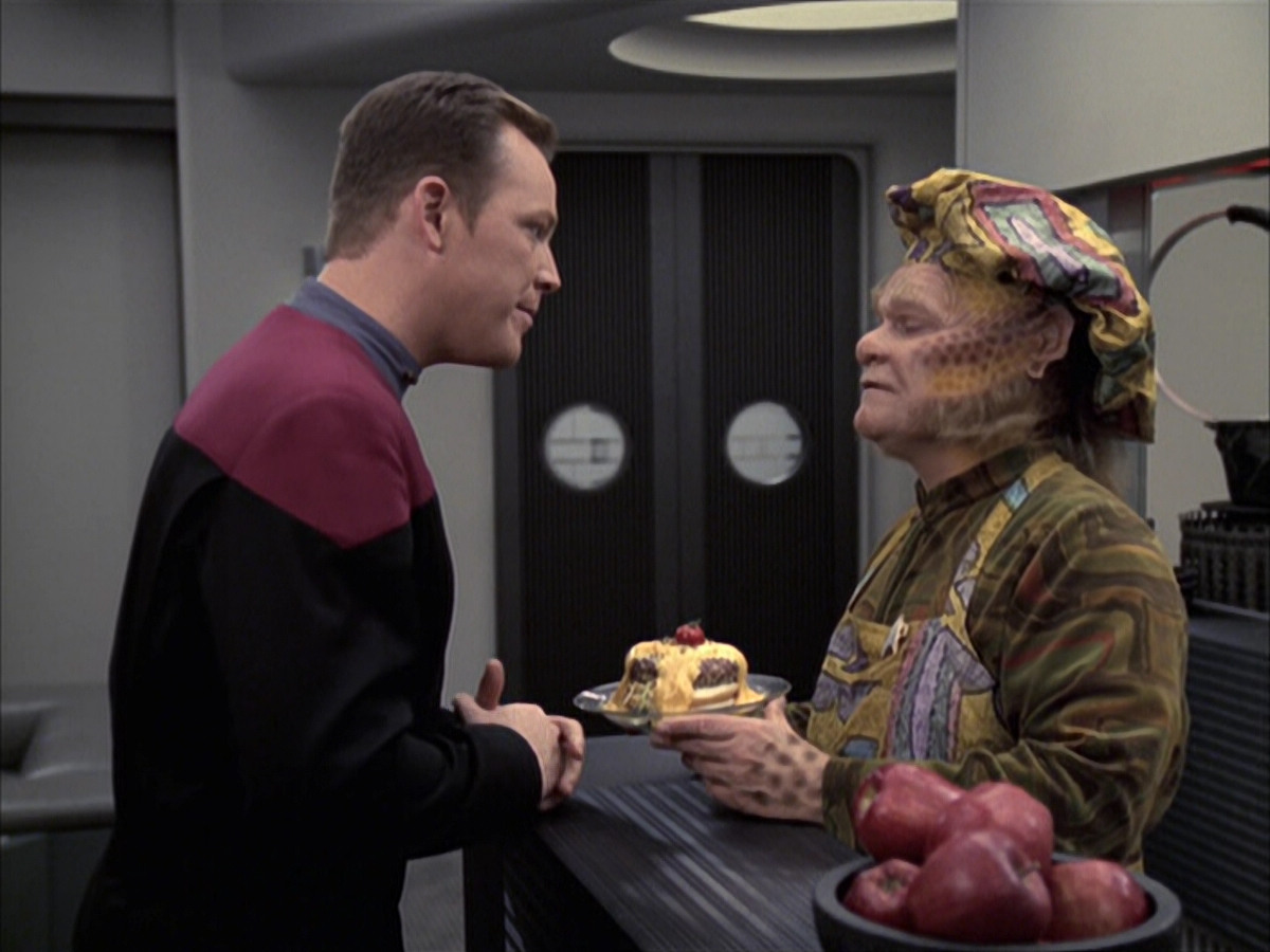 extant_StarTrek_VOY_6x23-Fury_00831.jpg