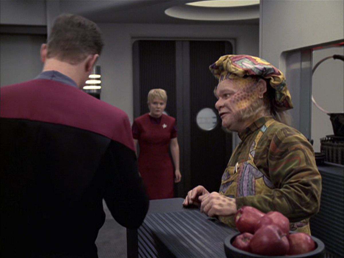 extant_StarTrek_VOY_6x23-Fury_00847.jpg