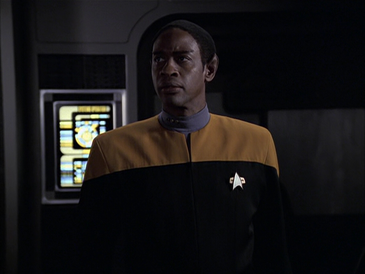 extant_StarTrek_VOY_6x23-Fury_01474.jpg