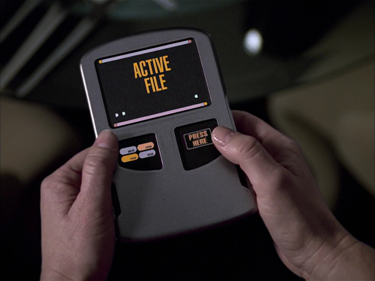extant_StarTrek_VOY_6x23-Fury_01521.jpg