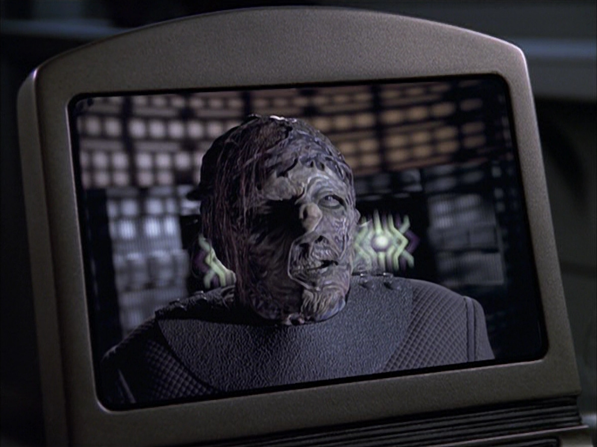 extant_StarTrek_VOY_6x23-Fury_01617.jpg