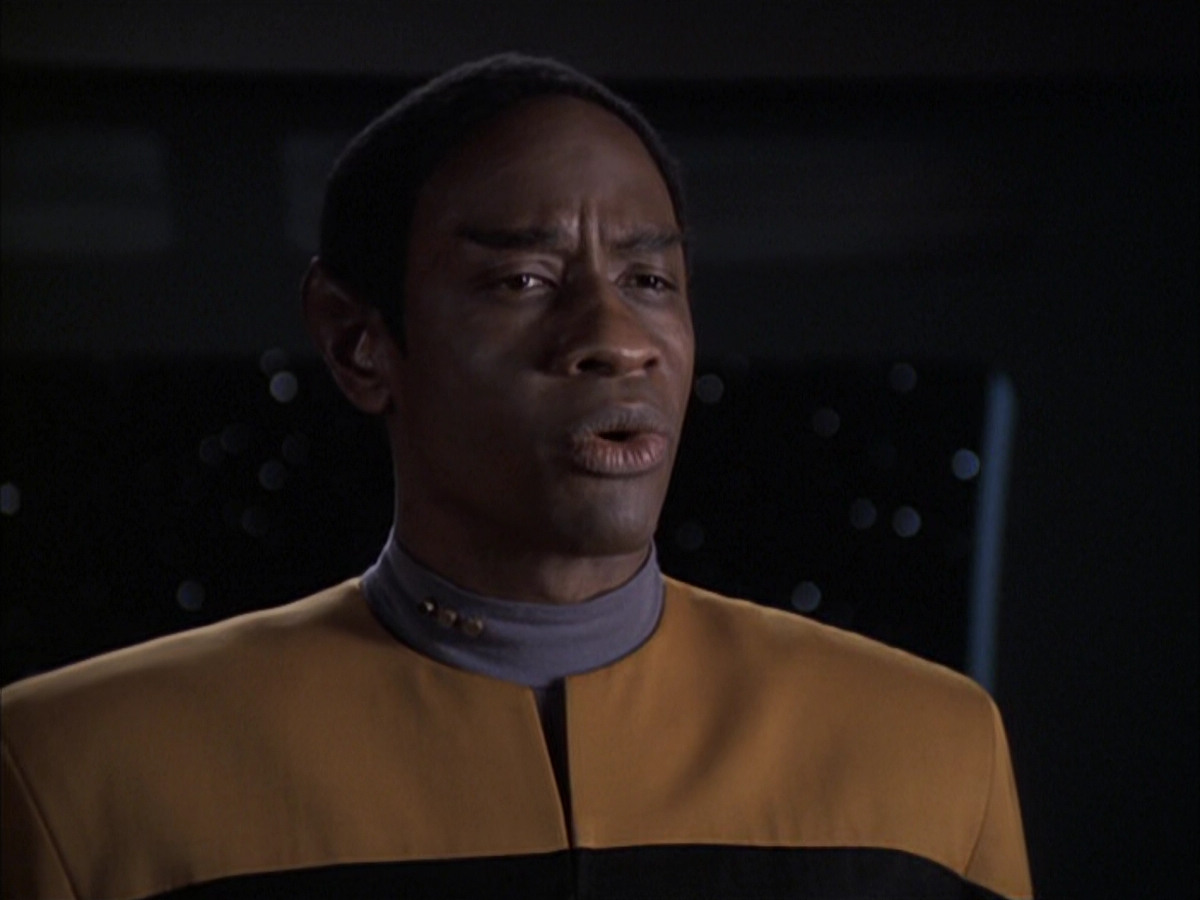 extant_StarTrek_VOY_6x23-Fury_01730.jpg