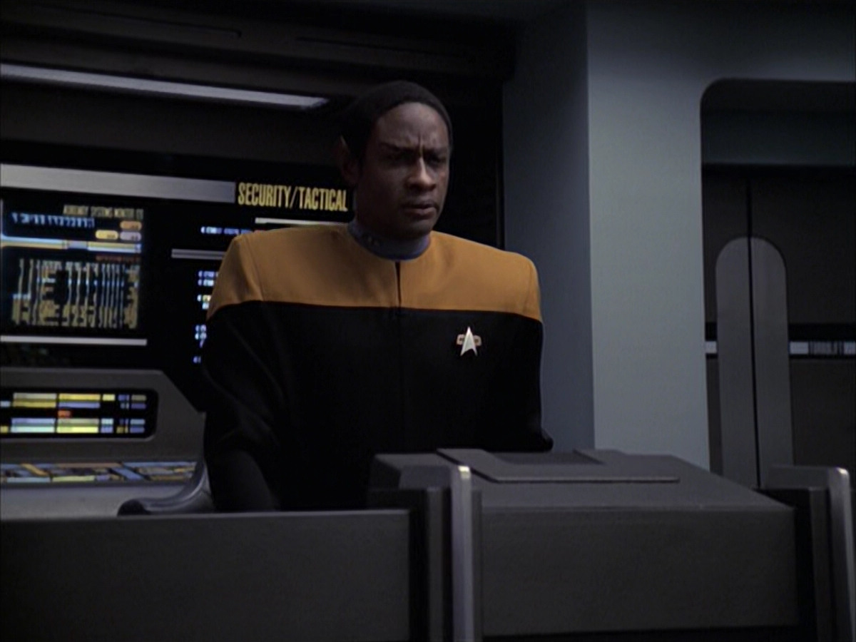 extant_StarTrek_VOY_6x23-Fury_01926.jpg