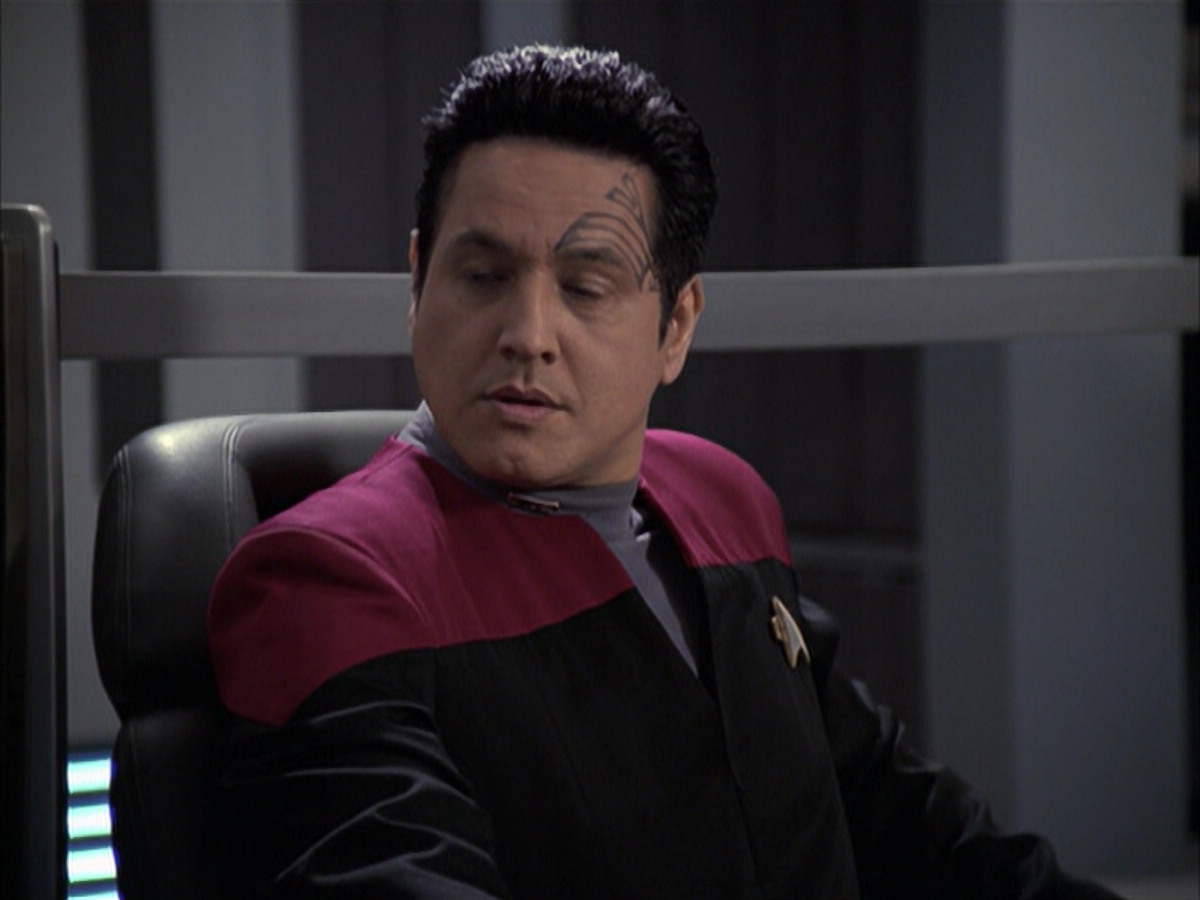 extant_StarTrek_VOY_6x23-Fury_01946.jpg