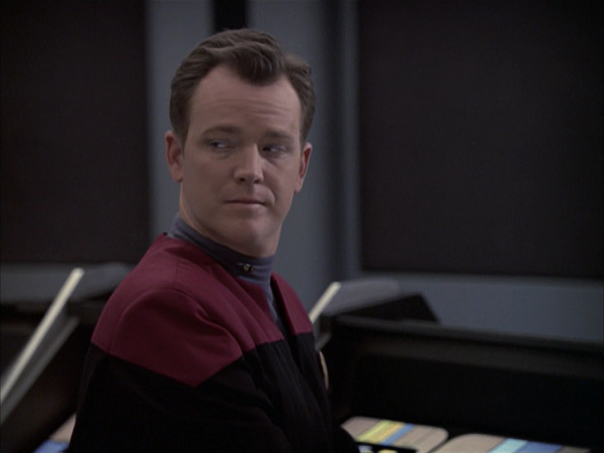 extant_StarTrek_VOY_6x23-Fury_01948.jpg
