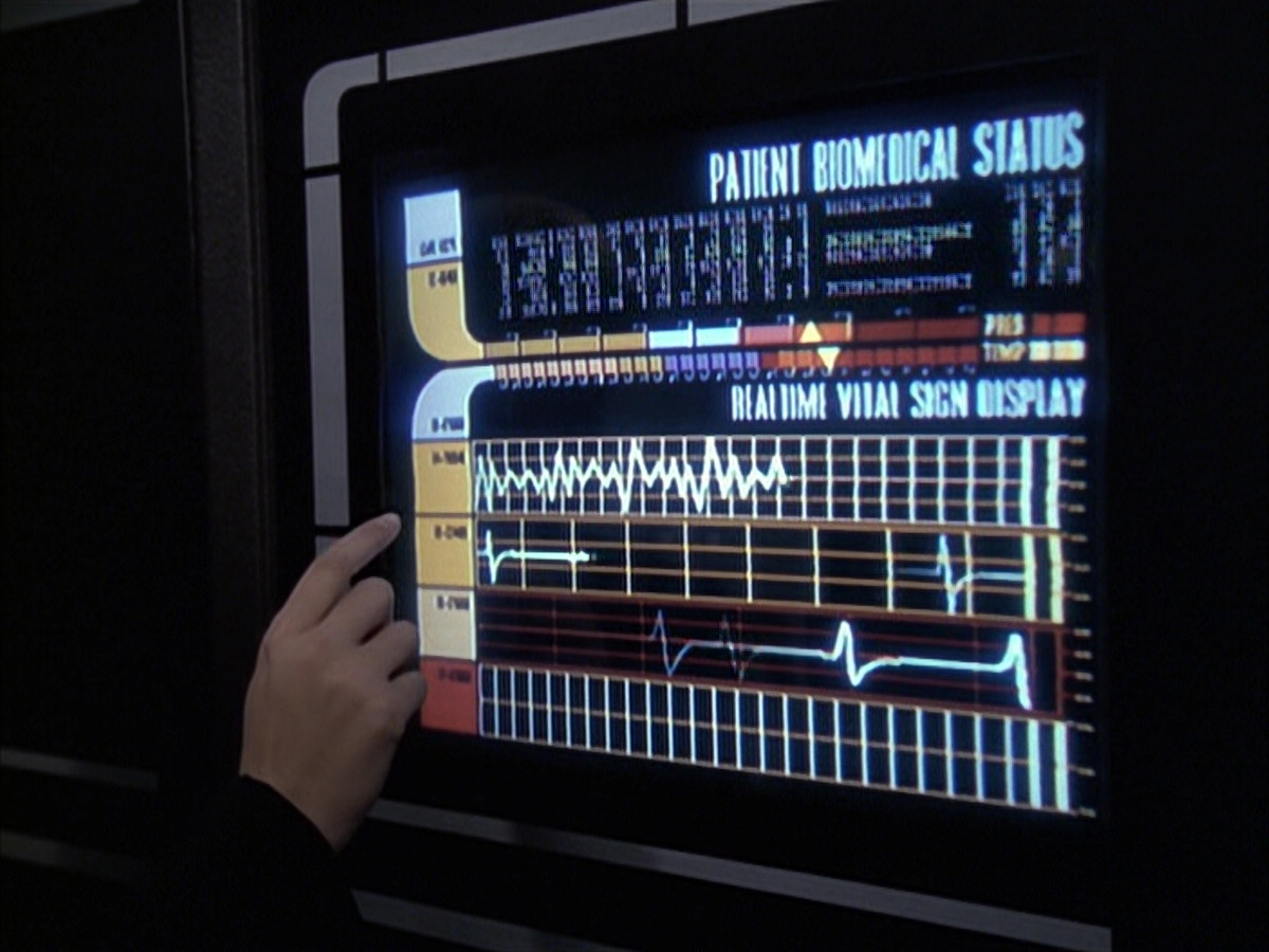 extant_StarTrek_VOY_6x23-Fury_01954.jpg