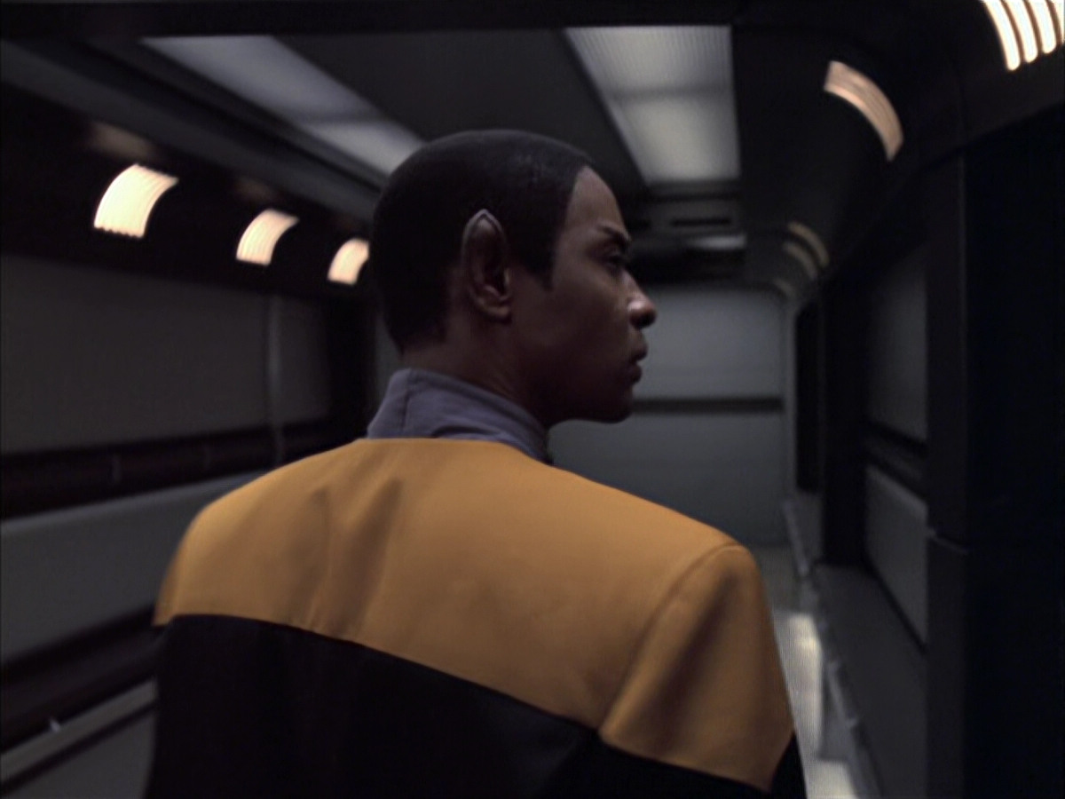 extant_StarTrek_VOY_6x23-Fury_02062.jpg