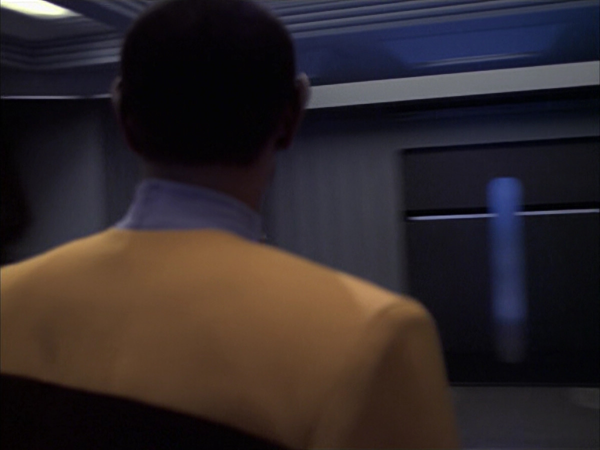 extant_StarTrek_VOY_6x23-Fury_02104.jpg