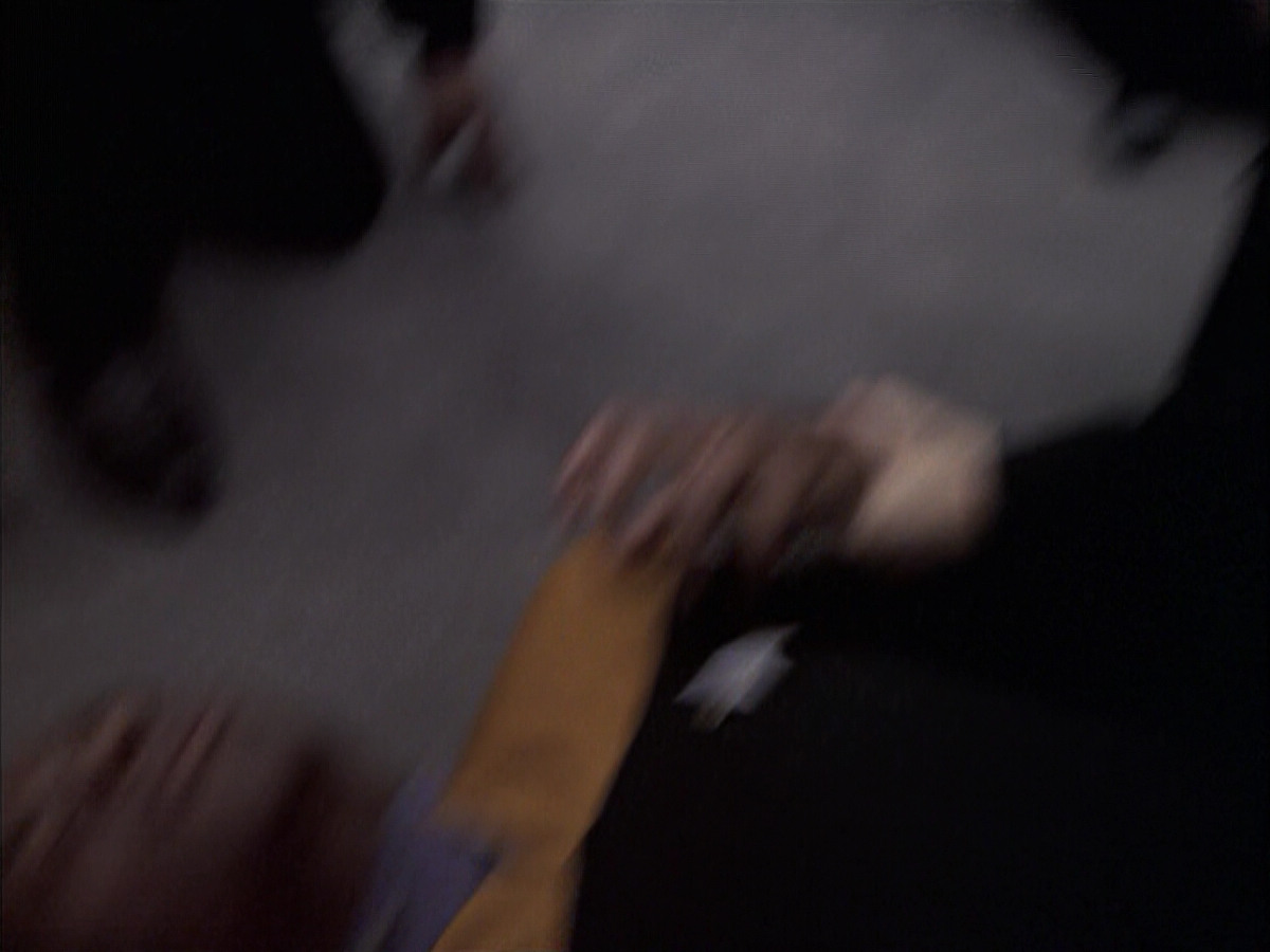 extant_StarTrek_VOY_6x23-Fury_02133.jpg