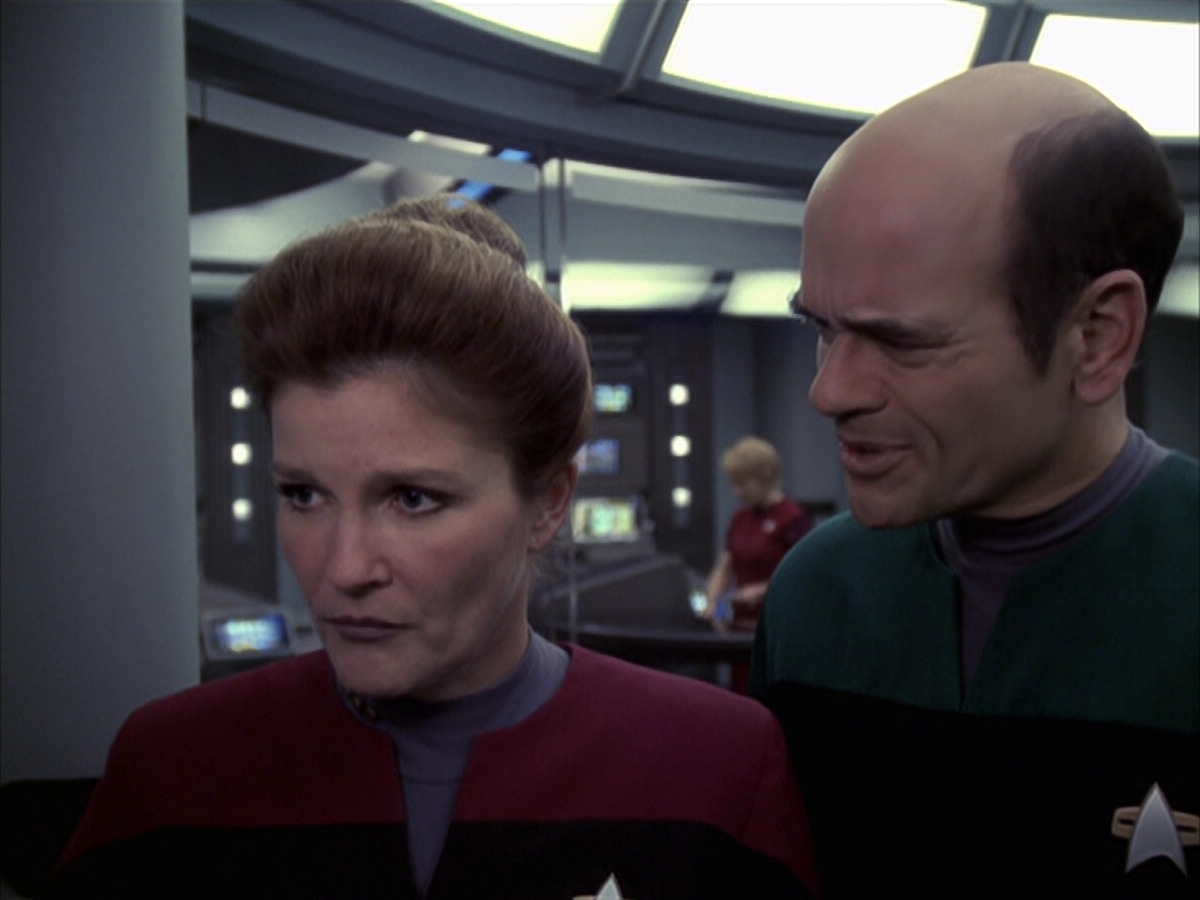 extant_StarTrek_VOY_6x23-Fury_02242.jpg