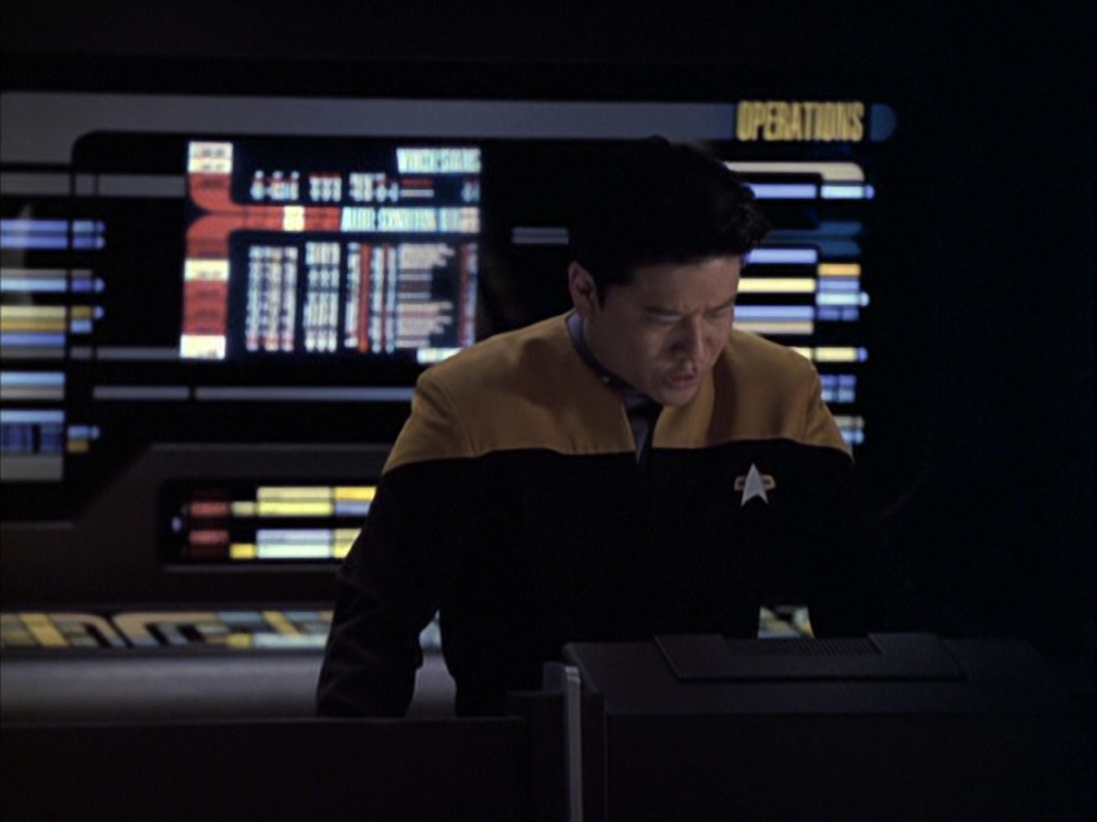 extant_StarTrek_VOY_6x23-Fury_02380.jpg