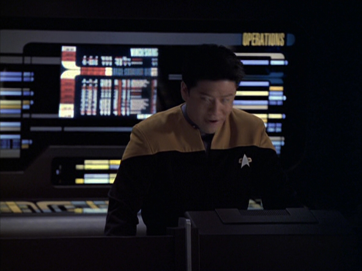 extant_StarTrek_VOY_6x23-Fury_02381.jpg