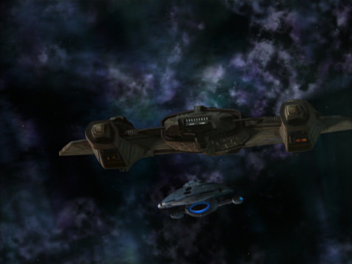 extant_StarTrek_VOY_6x23-Fury_02412.jpg