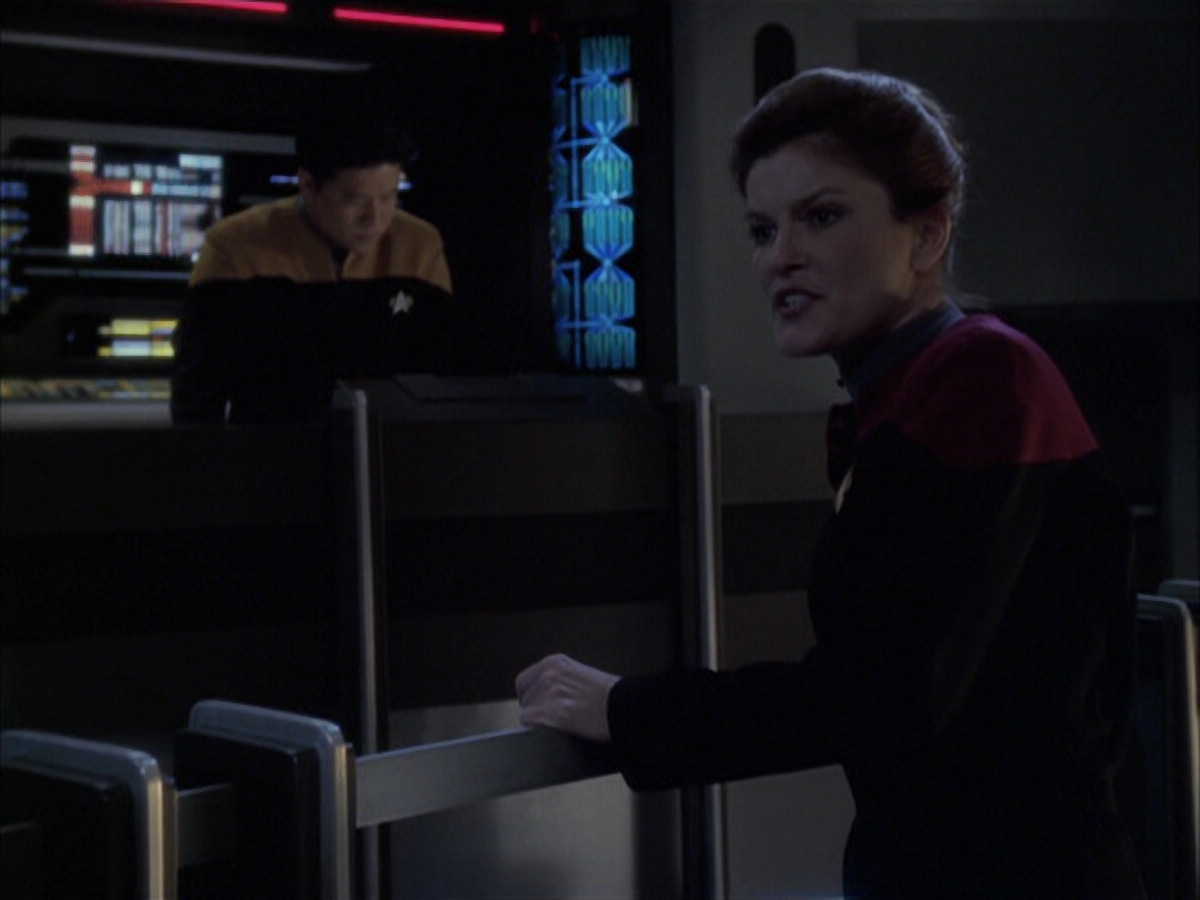 extant_StarTrek_VOY_6x23-Fury_02468.jpg