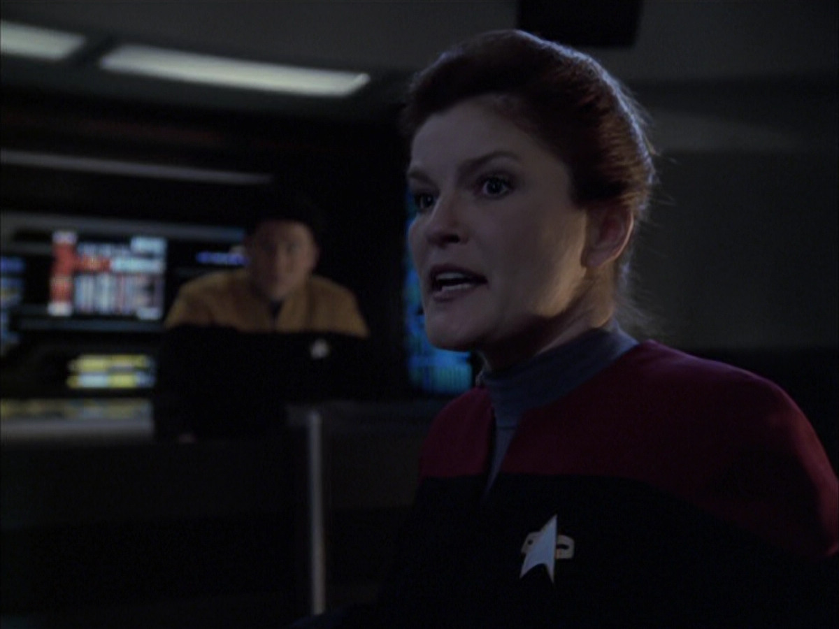 extant_StarTrek_VOY_6x23-Fury_02497.jpg