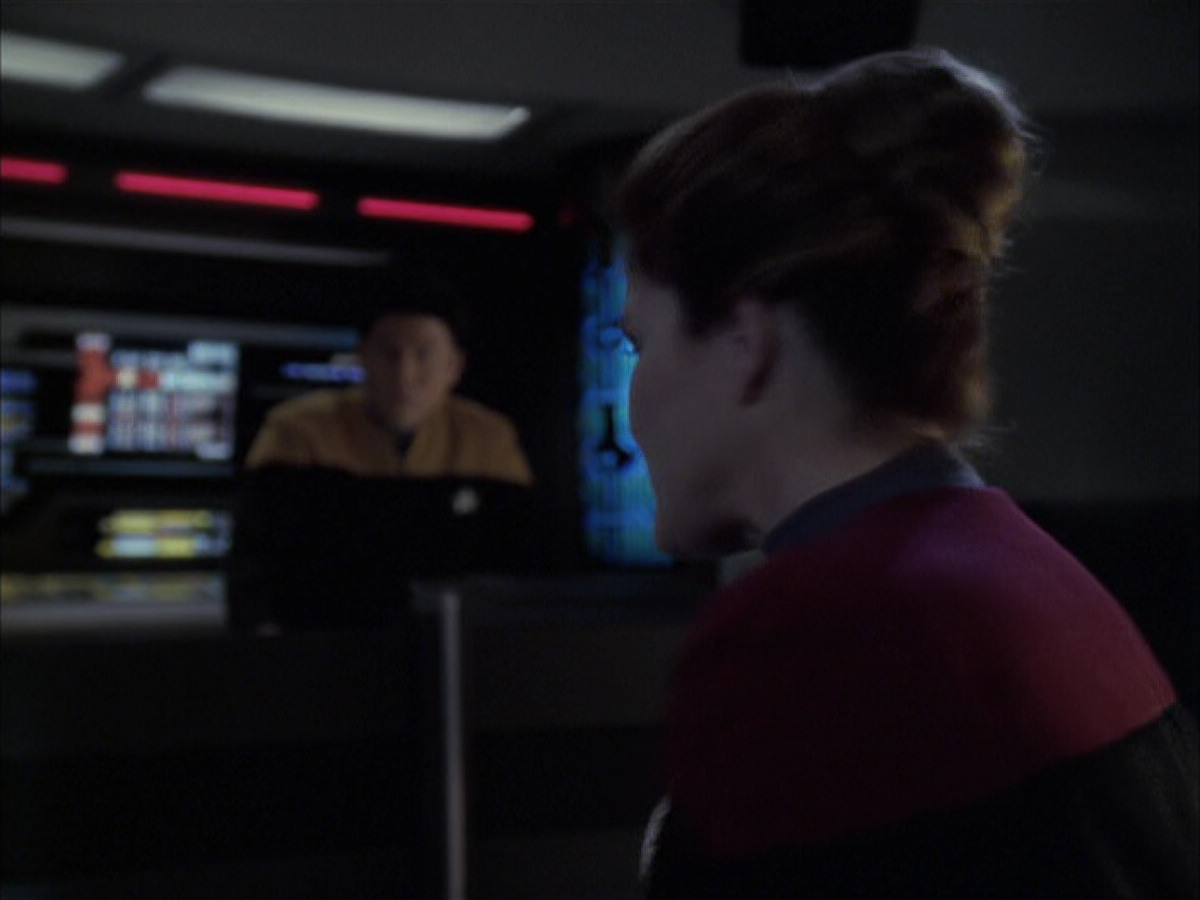 extant_StarTrek_VOY_6x23-Fury_02499.jpg
