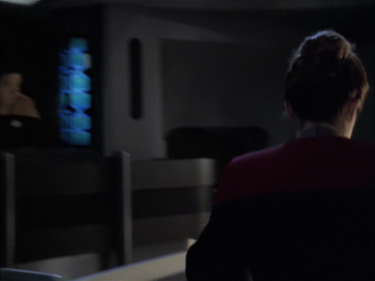 extant_StarTrek_VOY_6x23-Fury_02500.jpg