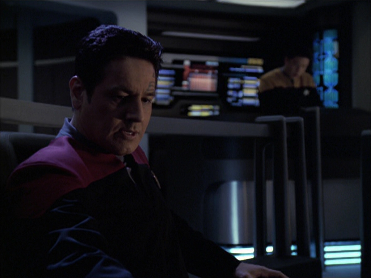 extant_StarTrek_VOY_6x23-Fury_02586.jpg