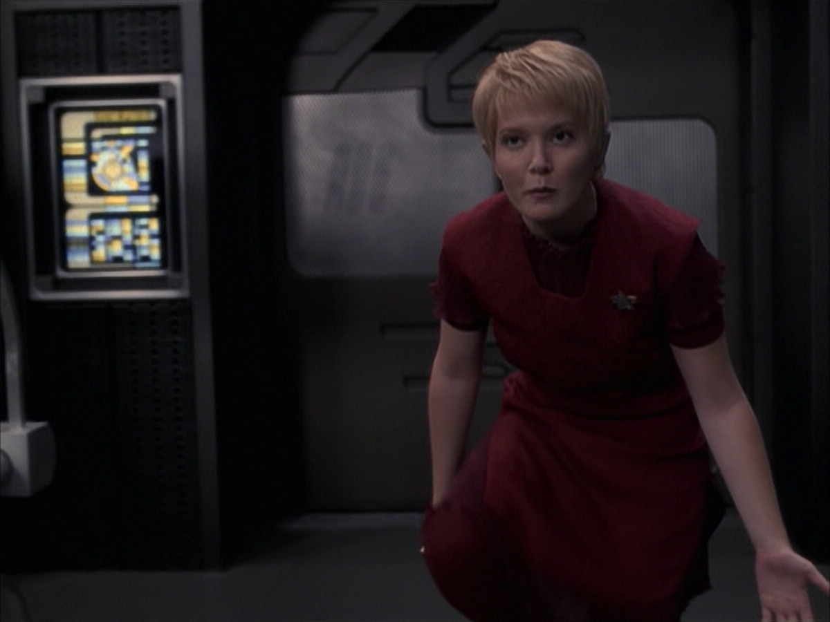 extant_StarTrek_VOY_6x23-Fury_02675.jpg