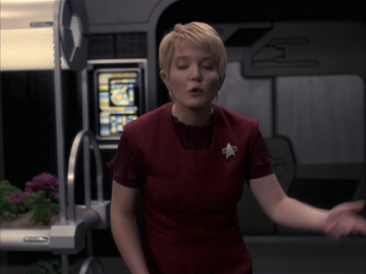 extant_StarTrek_VOY_6x23-Fury_02686.jpg