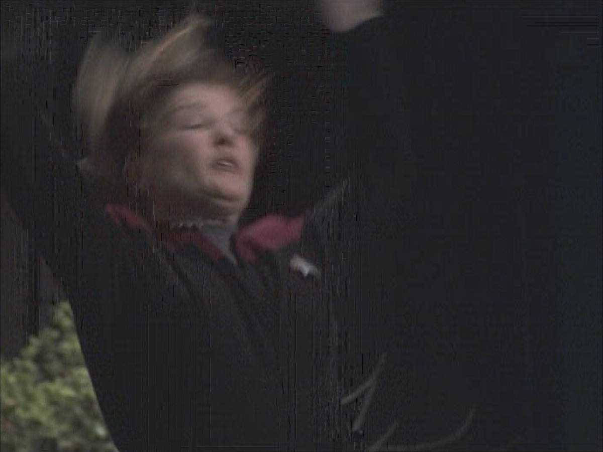 extant_StarTrek_VOY_6x23-Fury_02773.jpg