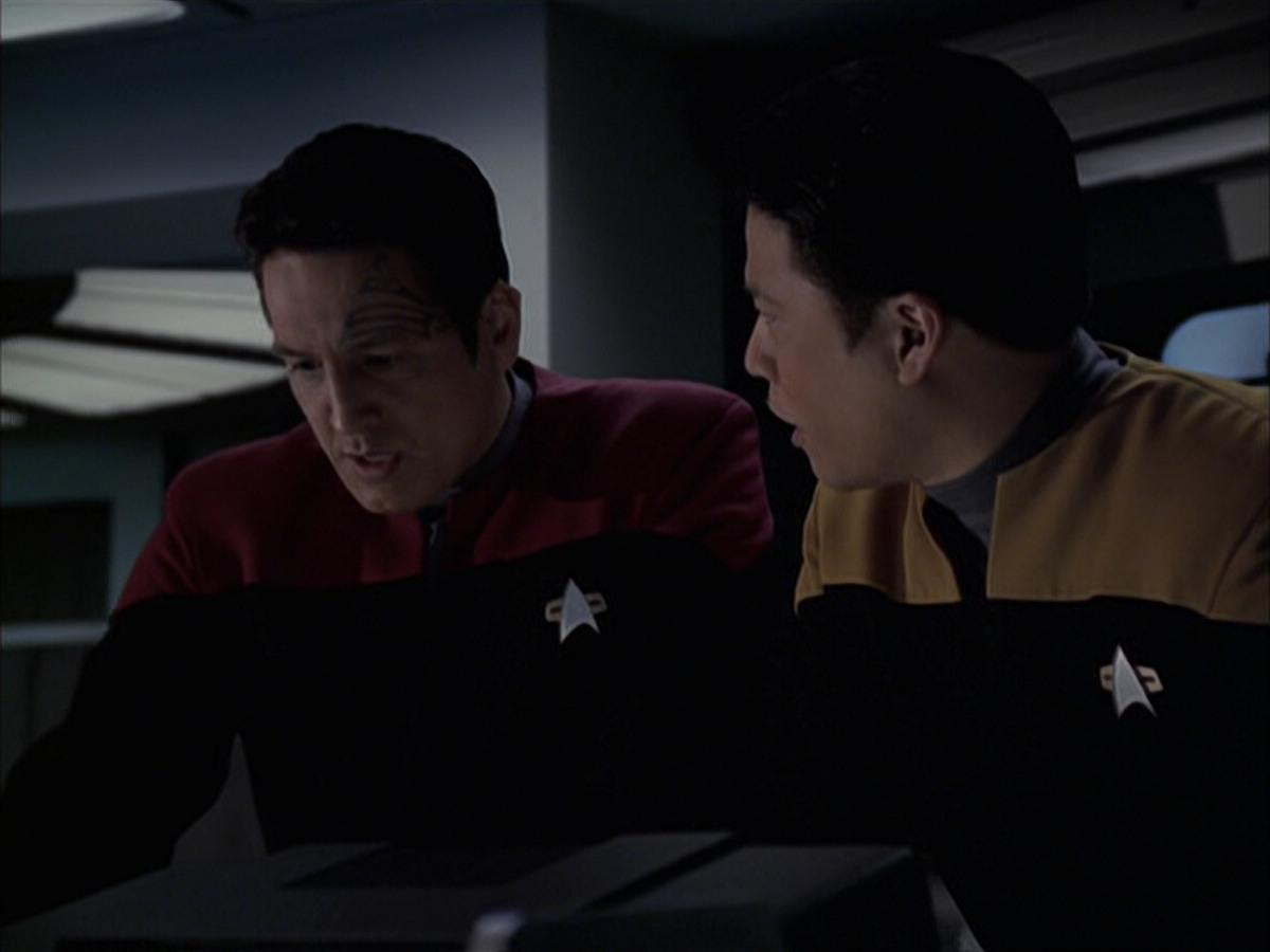 extant_StarTrek_VOY_6x23-Fury_02794.jpg