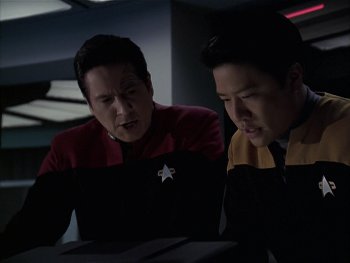 extant_StarTrek_VOY_6x23-Fury_02795.jpg