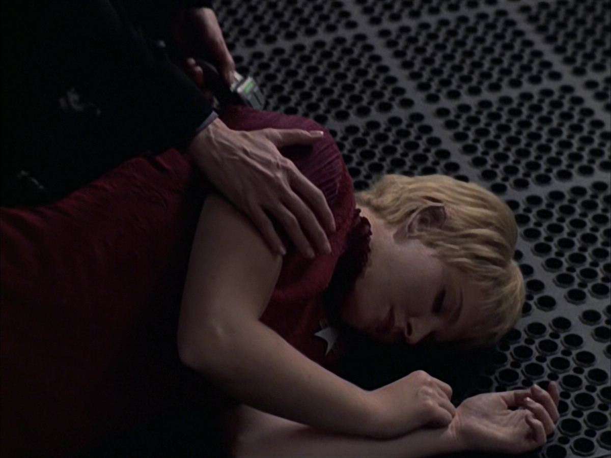 extant_StarTrek_VOY_6x23-Fury_02874.jpg