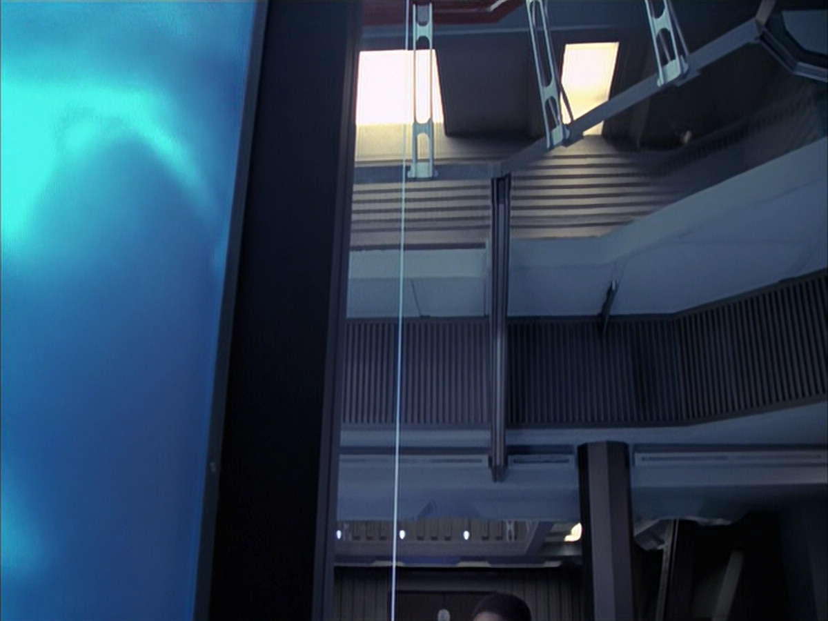 extant_StarTrek_VOY_6x23-Fury_02932.jpg