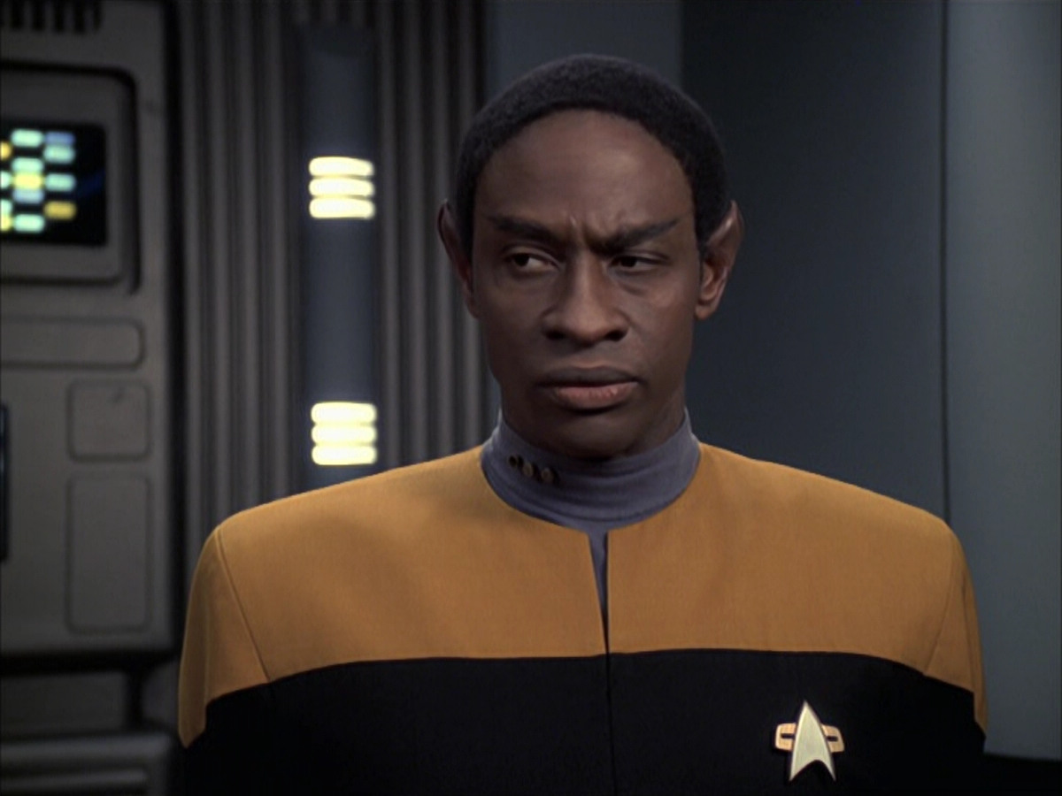 extant_StarTrek_VOY_6x23-Fury_03040.jpg