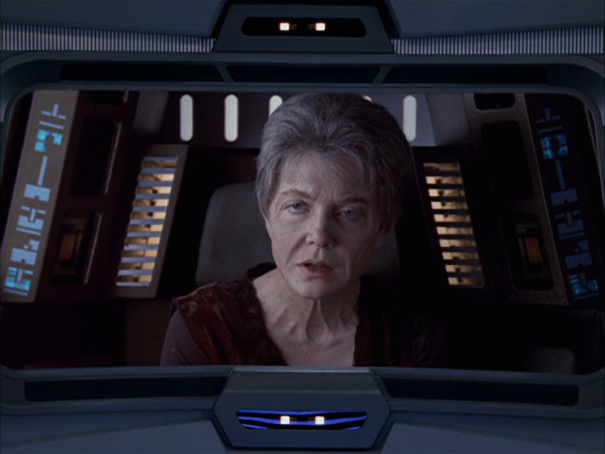 extant_StarTrek_VOY_6x23-Fury_03222.jpg
