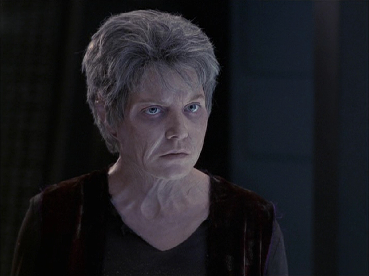 extant_StarTrek_VOY_6x23-Fury_03349.jpg