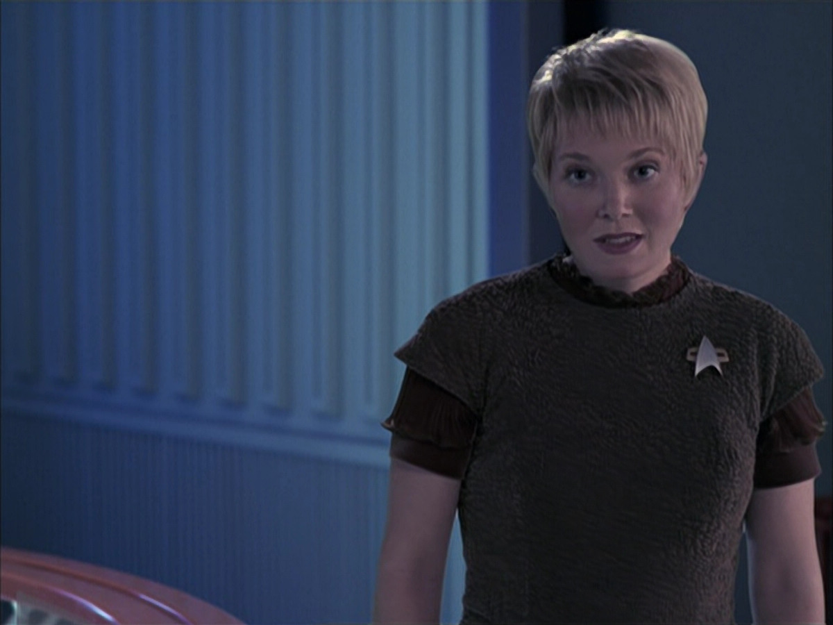 extant_StarTrek_VOY_6x23-Fury_03362.jpg
