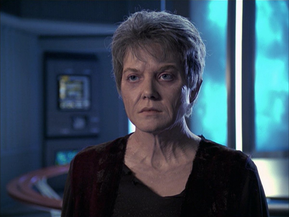 extant_StarTrek_VOY_6x23-Fury_03390.jpg