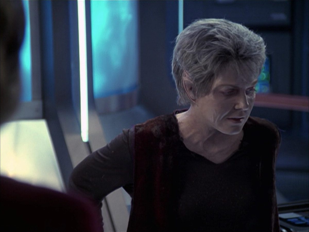 extant_StarTrek_VOY_6x23-Fury_03454.jpg