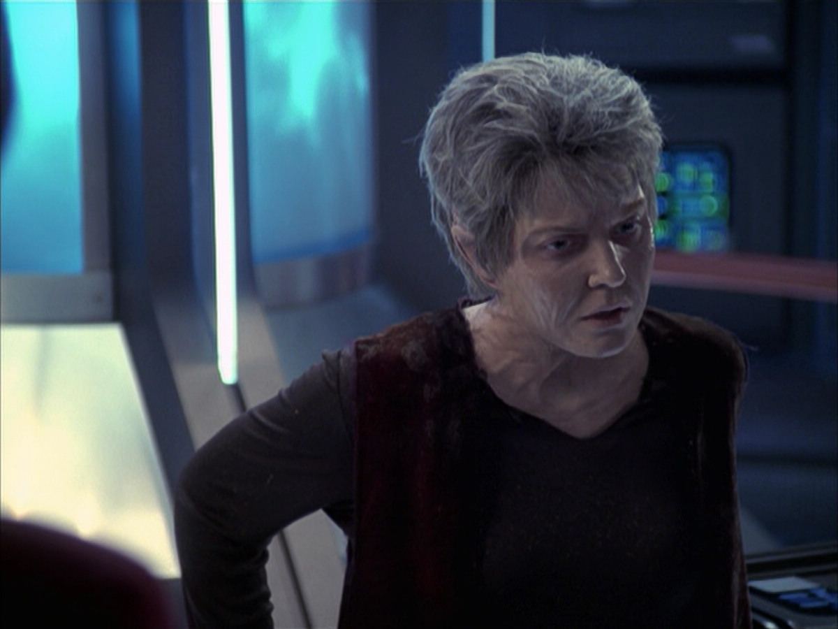 extant_StarTrek_VOY_6x23-Fury_03465.jpg