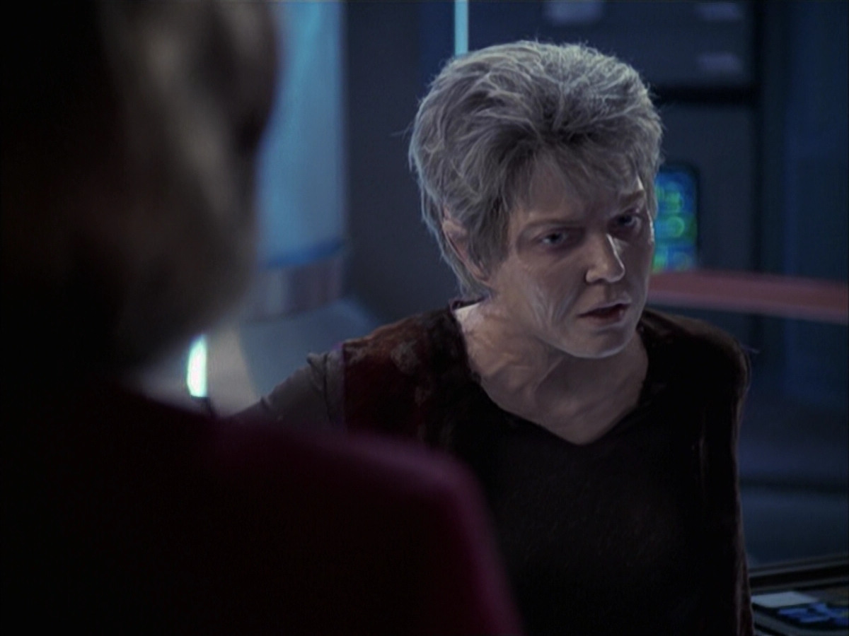 extant_StarTrek_VOY_6x23-Fury_03467.jpg