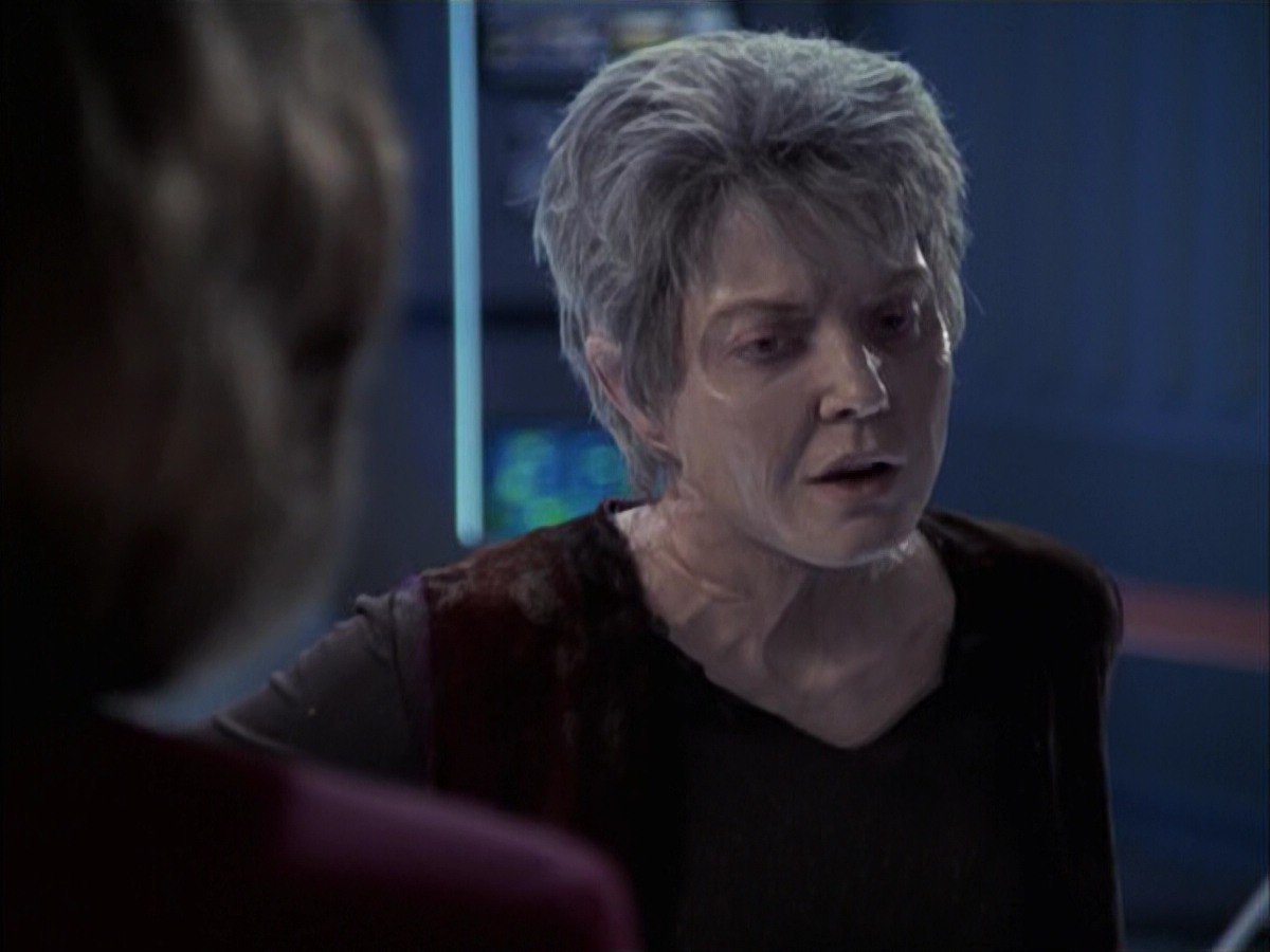 extant_StarTrek_VOY_6x23-Fury_03470.jpg