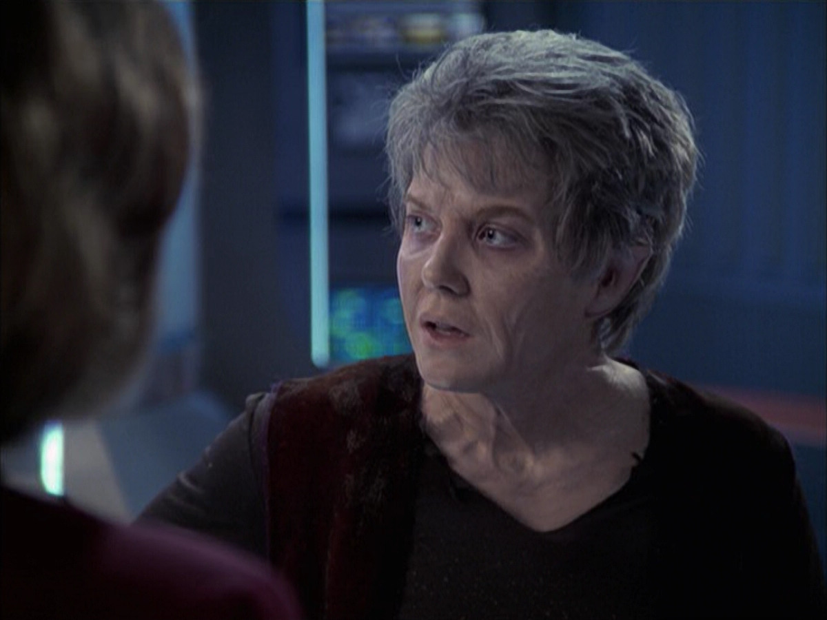 extant_StarTrek_VOY_6x23-Fury_03479.jpg