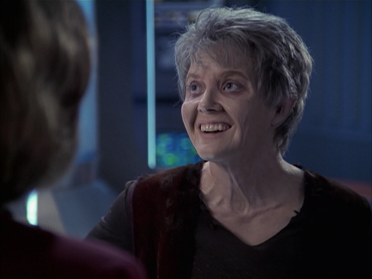 extant_StarTrek_VOY_6x23-Fury_03483.jpg