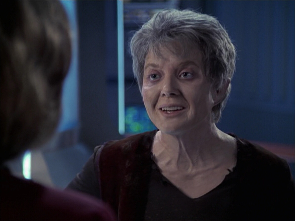 extant_StarTrek_VOY_6x23-Fury_03484.jpg