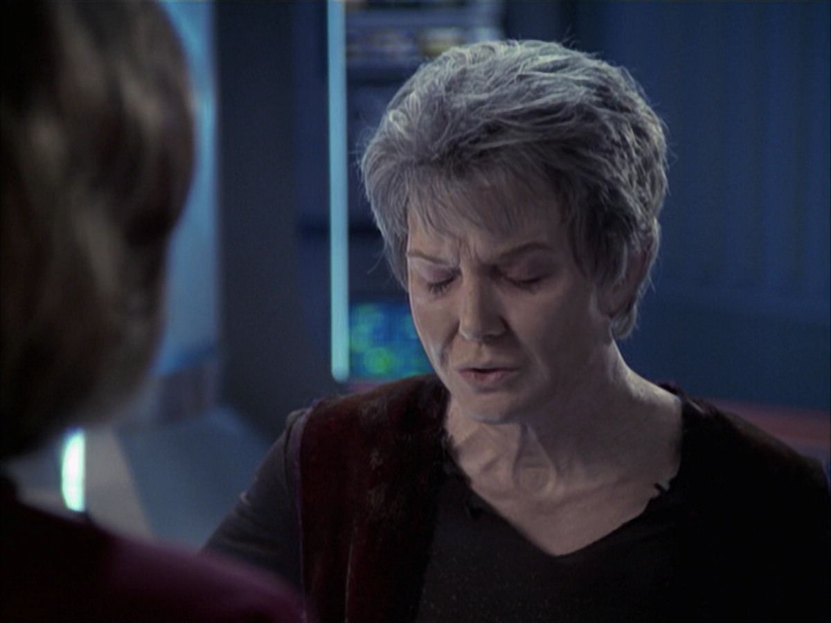 extant_StarTrek_VOY_6x23-Fury_03494.jpg