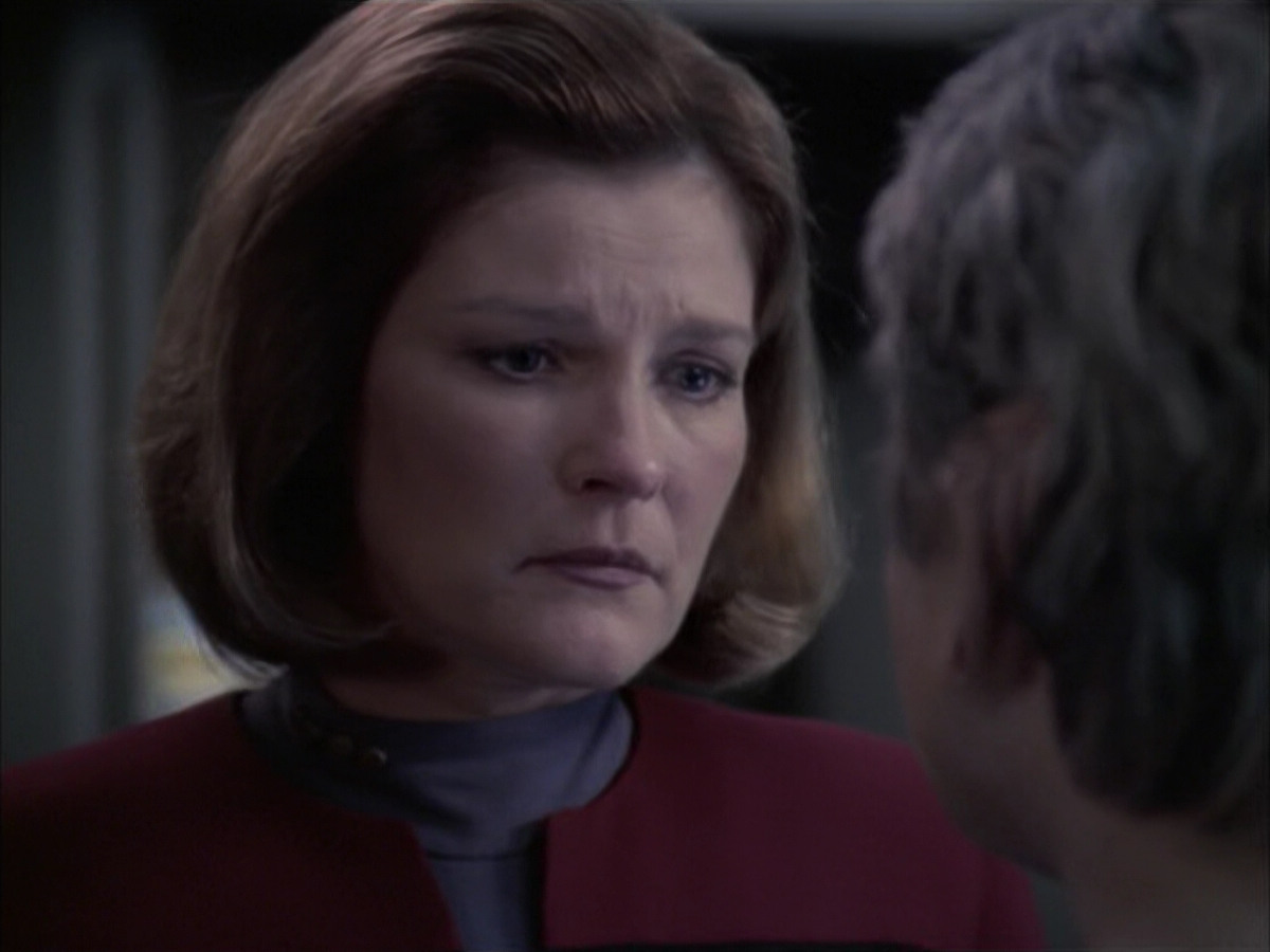 extant_StarTrek_VOY_6x23-Fury_03521.jpg