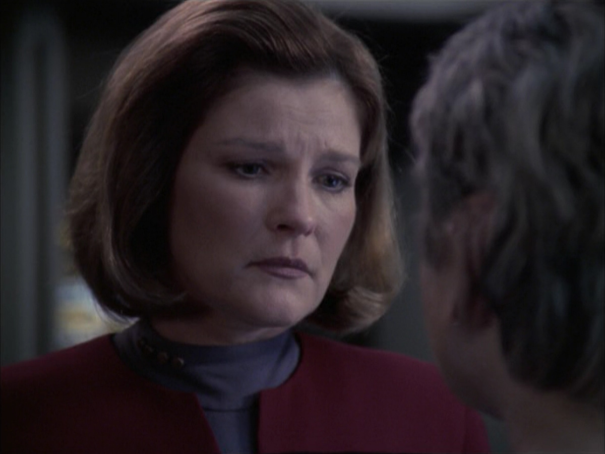 extant_StarTrek_VOY_6x23-Fury_03522.jpg