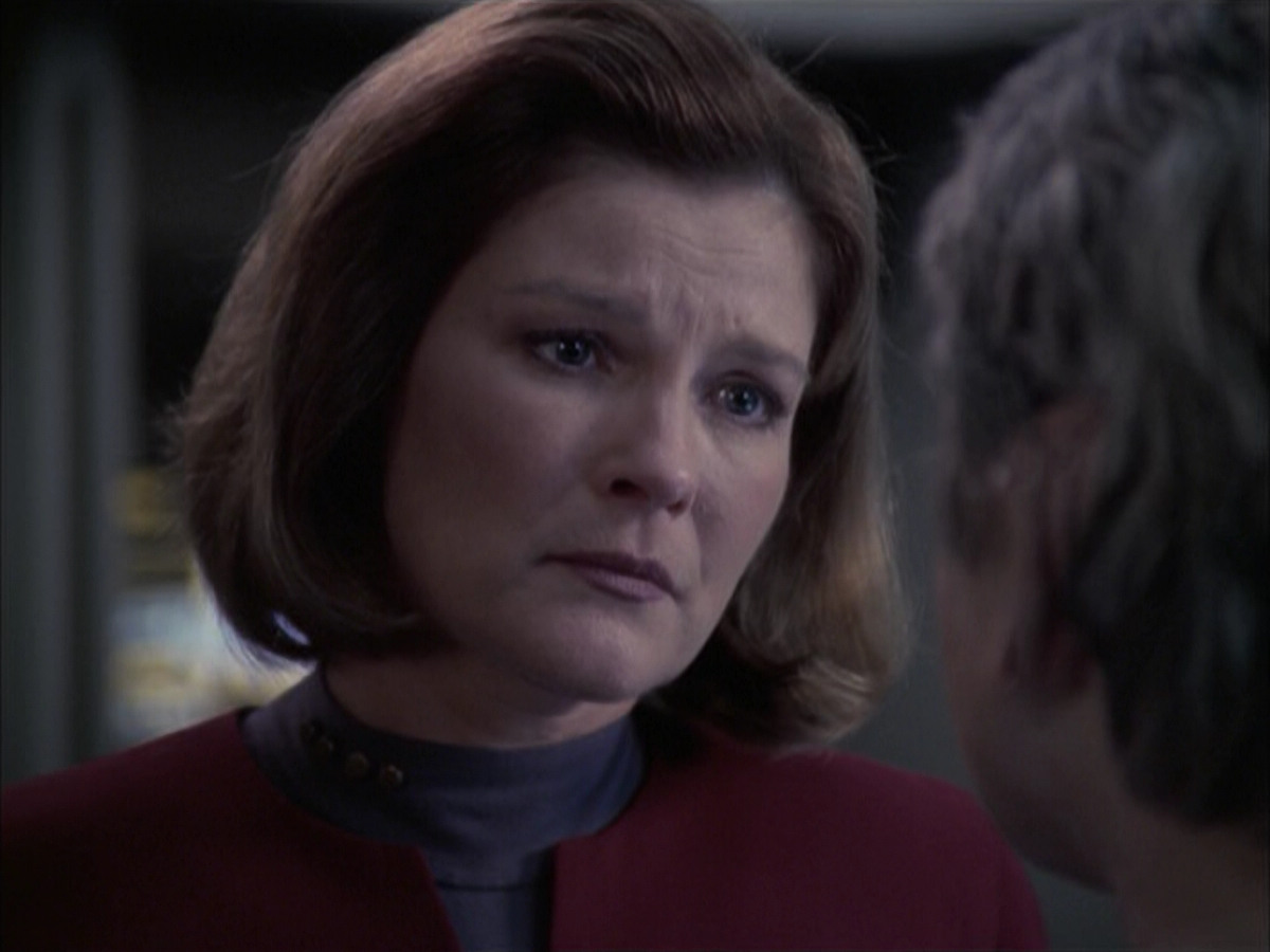 extant_StarTrek_VOY_6x23-Fury_03526.jpg